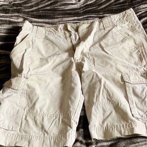 Wrangler Cargo Shorts- Khaki